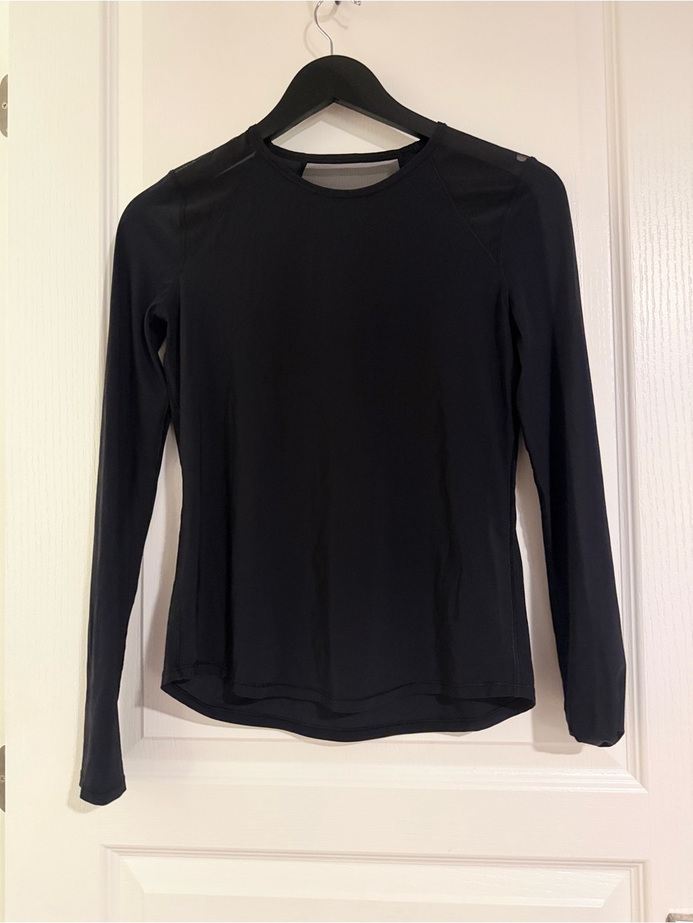 lululemon athletica Black Long-Sleeve Crew Performance Top